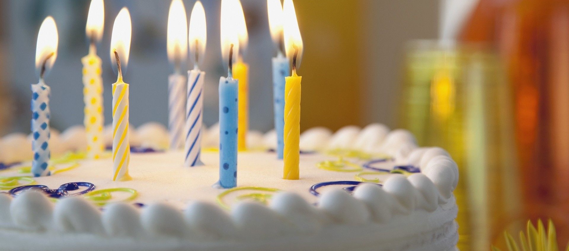 bolo de aniversário simples