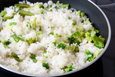 Simples e muito gostoso arroz com brócolis
